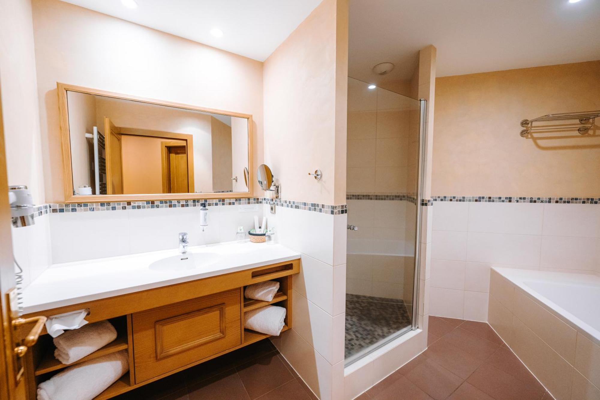 Les Violettes Hotel & Spa Γιούνγκχολτς Εξωτερικό φωτογραφία